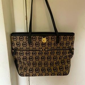 Michael kohl’s purse